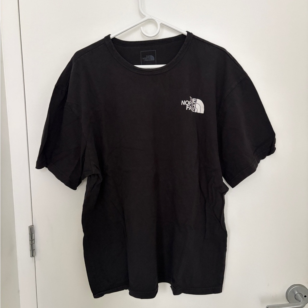 The North Face Men’s Black Crewneck Tee